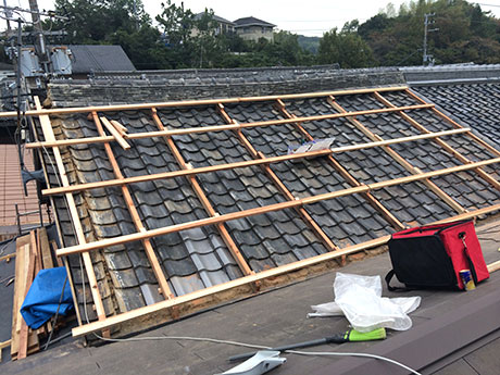 外壁塗装・屋根のリフォームの施工中