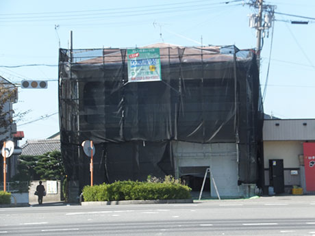 外壁塗装・屋根のリフォームの施工中